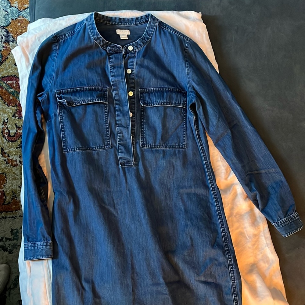 Jcrew denim dress. Size XXS. Hits above knee.